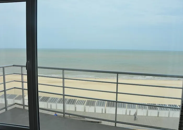 4b @ Longchamp Apartment Ostend